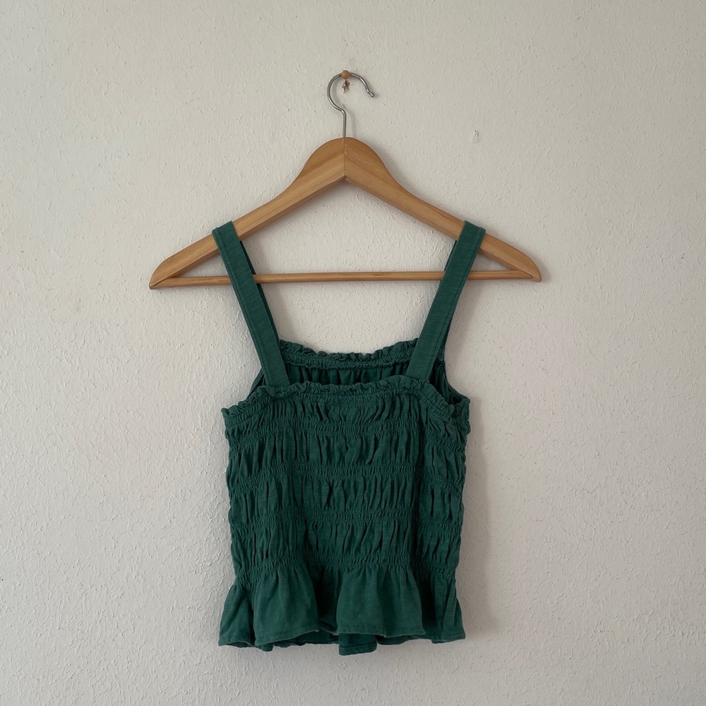 Universal Thread Tank Top Smocked Green Ruffle - Picture 2 of 14